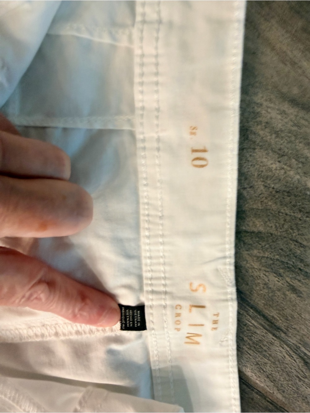 White House Black Market Cream Skinny Cargo Pants - Picture 2 of 3